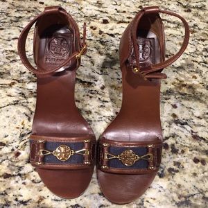 Tory burch wedges size 5.5